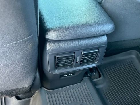 Certified 2023 Toyota RAV4 SE w/ Convenience Package AWD/4WD image 17