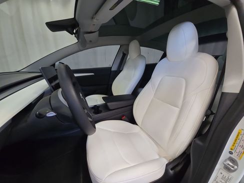 Used 2022 Tesla Model 3 Long Range image 26