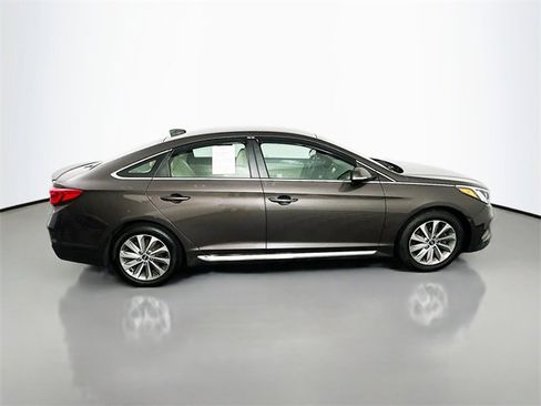 Used 2017 Hyundai Sonata Sport w/ Cargo Package image 8