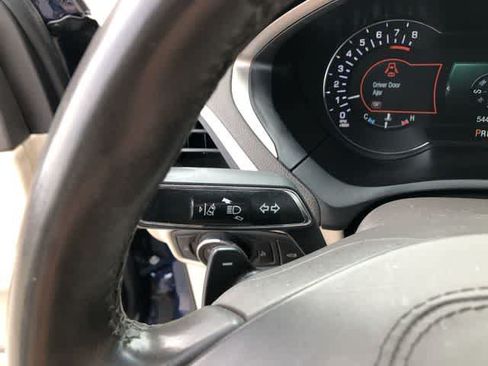 Used 2019 Lincoln MKZ Reserve FWD image 26