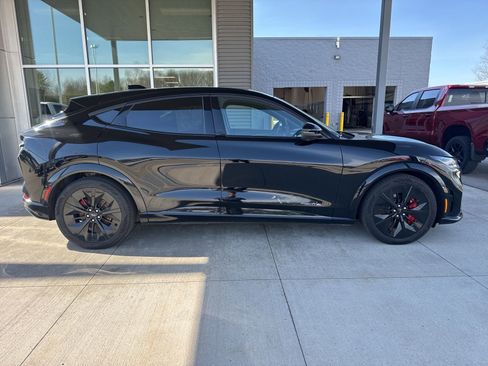 Used 2025 Ford Mustang Mach-E GT image 9