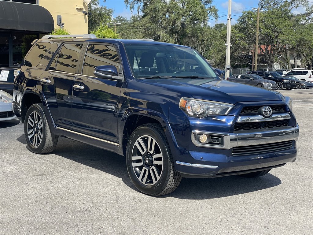 Used 2018 Toyota 4Runner Limited AWD/4WD image 19