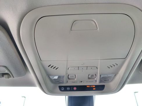 Used 2017 Cadillac XT5 Premium Luxury w/ LPO, Wheel Lock Package image 34