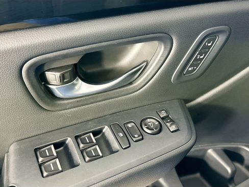 Used 2025 Honda Pilot TrailSport image 23