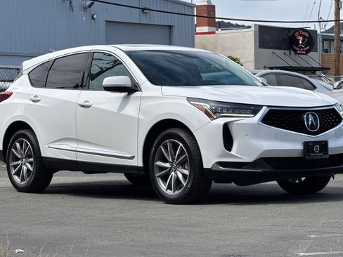 Used 2022 Acura RDX FWD w/ Technology Package image 9