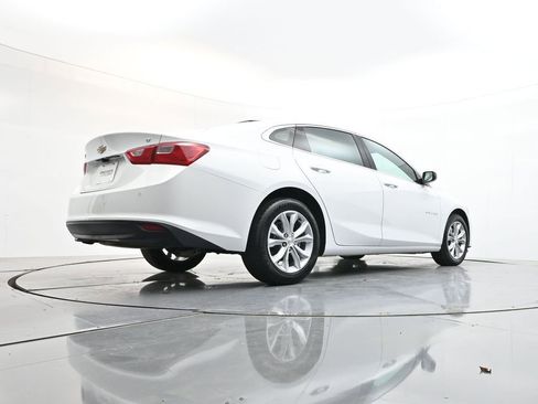 Used 2025 Chevrolet Malibu LT FWD image 39