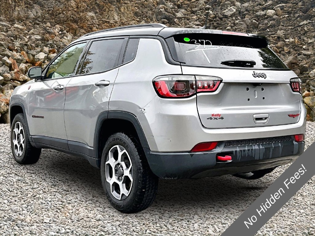 Used 2022 Jeep Compass Trailhawk w/ Trailhawk Convenience Group AWD/4WD image 10