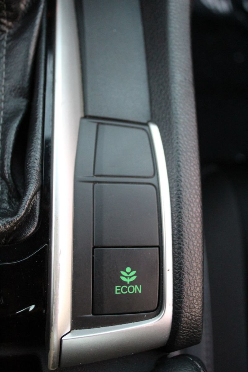 Used 2019 Honda Civic Sport image 21