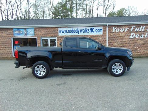 Used 2022 Chevrolet Colorado LT w/ Fleet Safety Package image 4