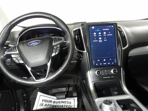 Used 2021 Ford Edge SEL w/ Convenience Package FWD image 13
