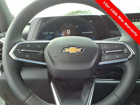 New 2026 Chevrolet Equinox LT w/ Convenience Package II image 25