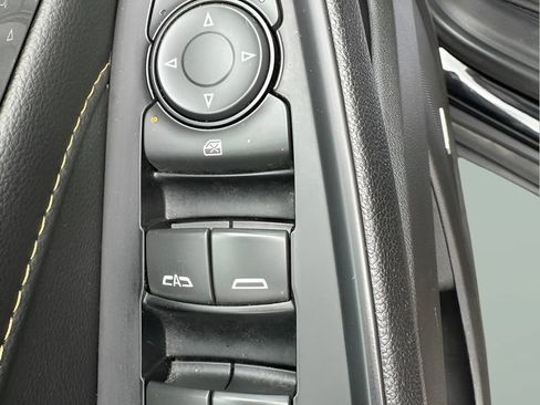 Used 2019 Chevrolet Traverse RS w/ LPO, Floor Liner Package AWD/4WD image 22