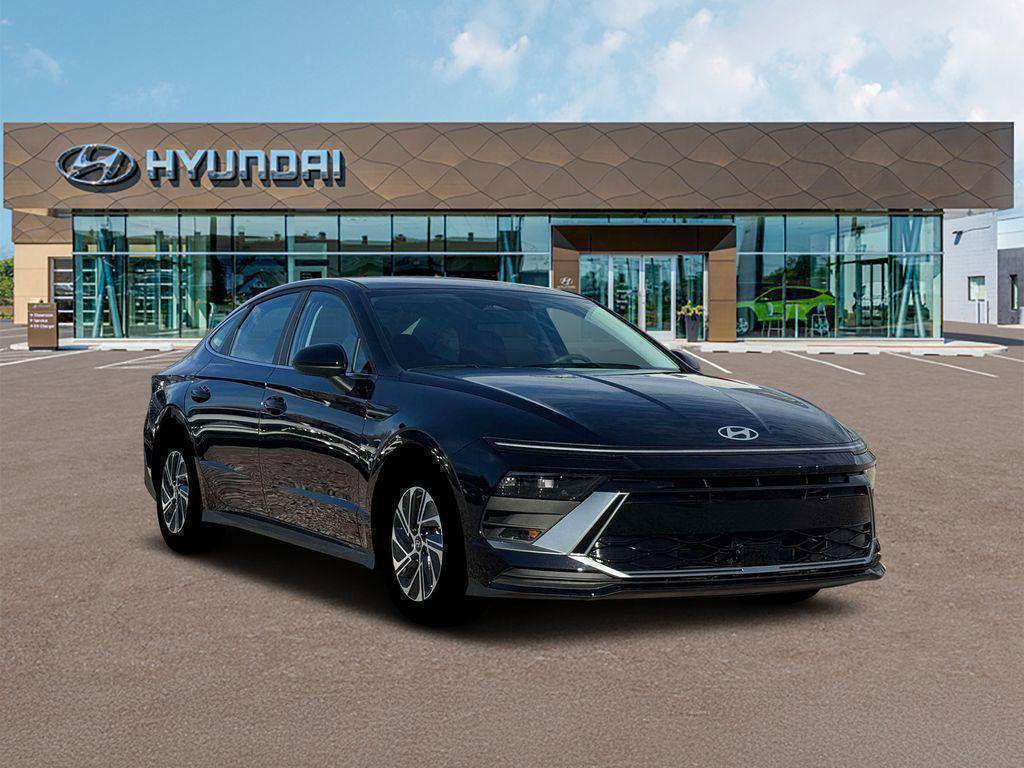 New 2026 Hyundai Sonata Blue FWD image 11
