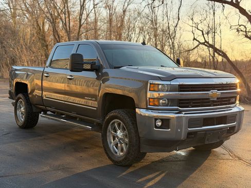 Used 2015 Chevrolet Silverado 2500 LTZ w/ Duramax Plus Package image 3