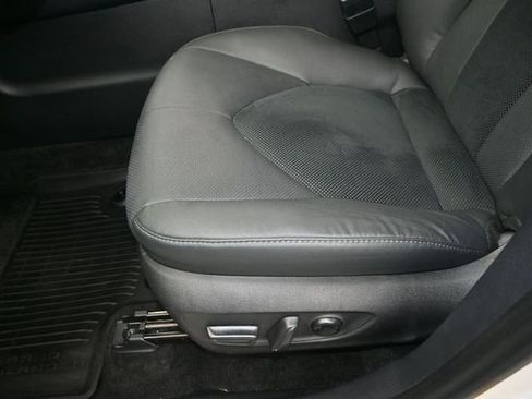 Used 2024 Toyota Grand Highlander AWD Hybrid image 13