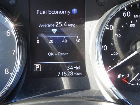 Used 2018 Nissan Rogue Sport SL image 20