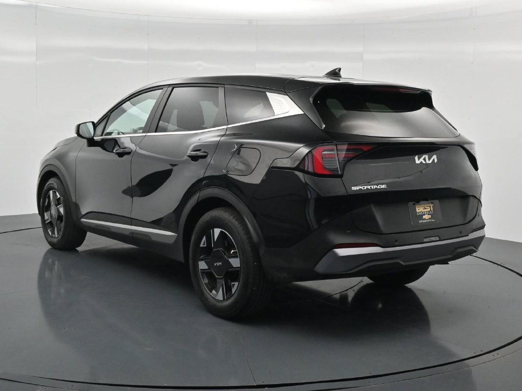 Used 2026 Kia Sportage LX FWD image 5
