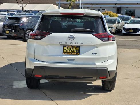 New 2026 Nissan Rogue SV image 6