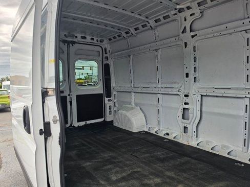 Used 2023 RAM ProMaster 2500 FWD image 27