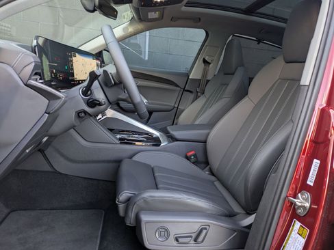 New 2025 Audi Q5 Prestige image 14