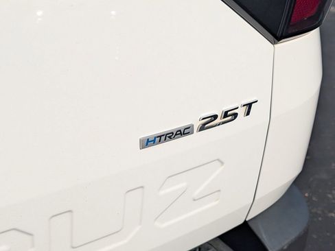 Used 2023 Hyundai Santa Cruz Limited image 24