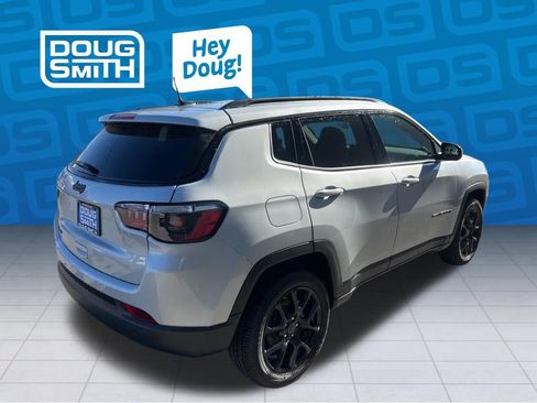New 2026 Jeep Compass Latitude AWD/4WD image 6