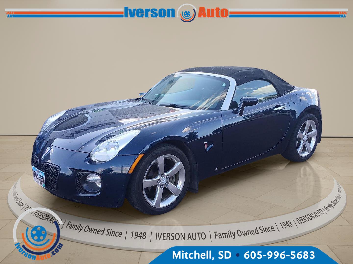 Used 2007 Pontiac Solstice GXP w/ Premium Package RWD image 2
