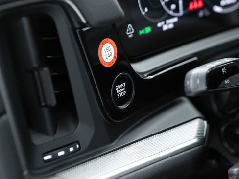 New 2026 Porsche Cayenne AWD/4WD image 27