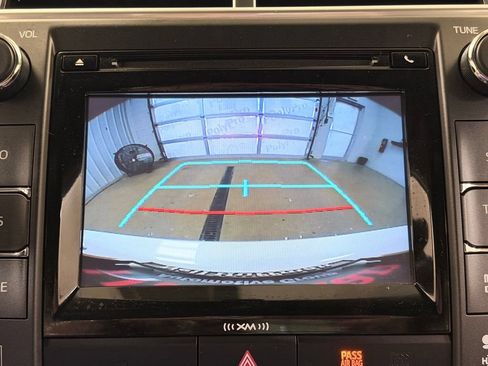 Used 2017 Toyota Camry XLE FWD image 51