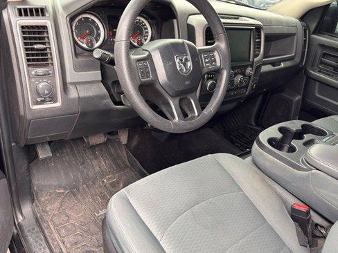 Used 2017 RAM 1500 Express w/ Black Ram 1500 Express Group RWD image 7