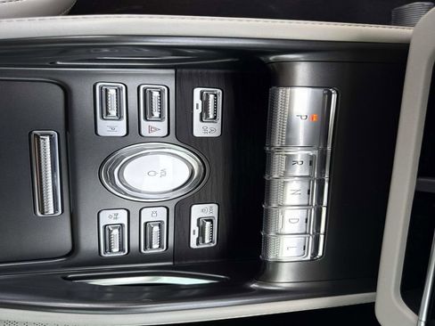 New 2026 Lincoln Nautilus Reserve w/ Jet Appearance Package AWD/4WD image 29