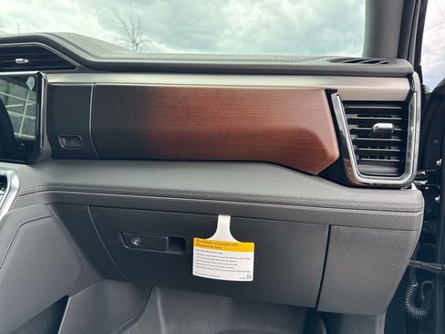 New 2026 GMC Sierra 2500 Denali w/ Denali Reserve Package image 22