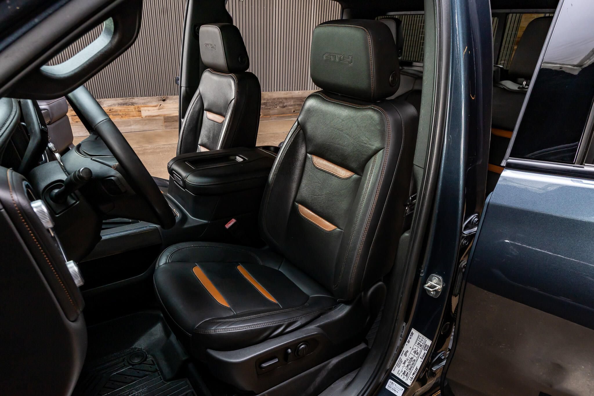 Used 2020 GMC Sierra 1500 AT4 w/ AT4 Premium Package AWD/4WD image 28