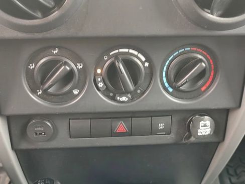 Used 2008 Jeep Wrangler X AWD/4WD image 15