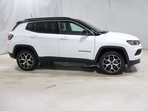 New 2026 Jeep Compass Limited image 8