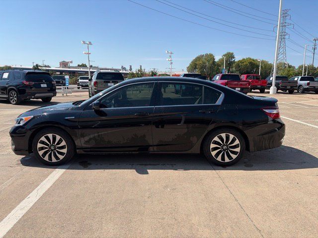 Used 2017 Honda Accord EX-L image 3