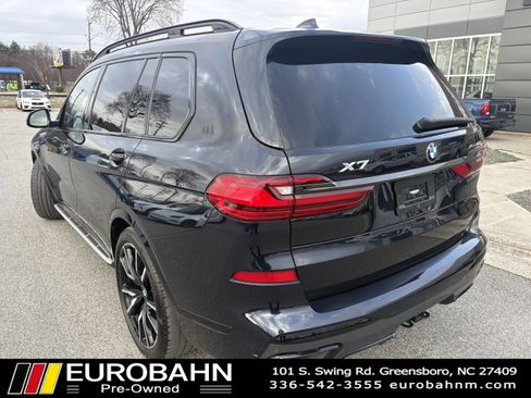 Used 2022 BMW X7 xDrive40i w/ M Sport Package image 4
