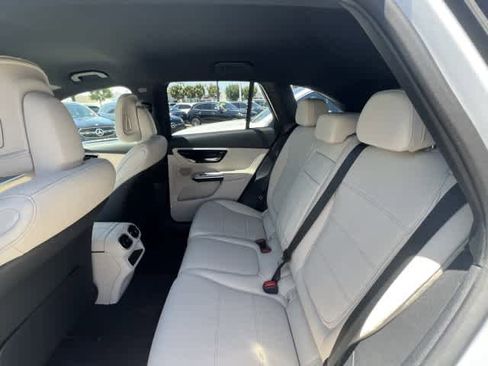 New 2026 Mercedes-Benz GLC 300 image 14