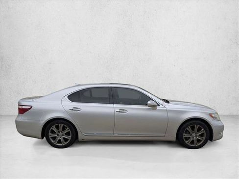 Used 2008 Lexus LS 460 image 4
