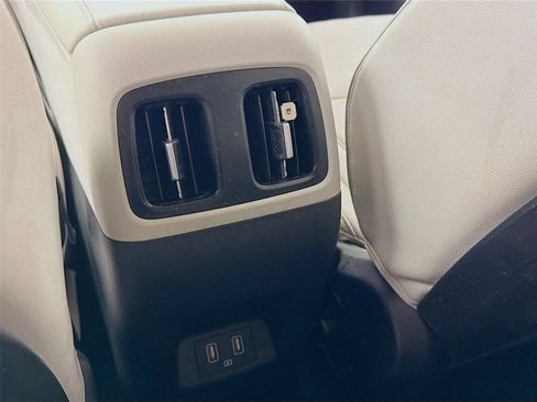 Certified 2023 Hyundai Tucson Limited FWD image 27