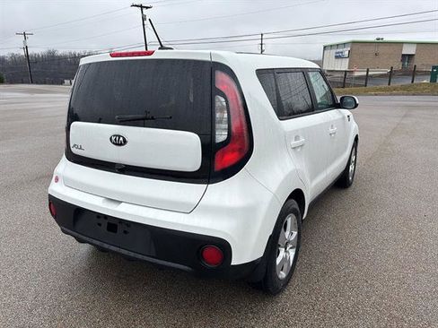 Used 2019 Kia Soul w/ Convenience Package image 4