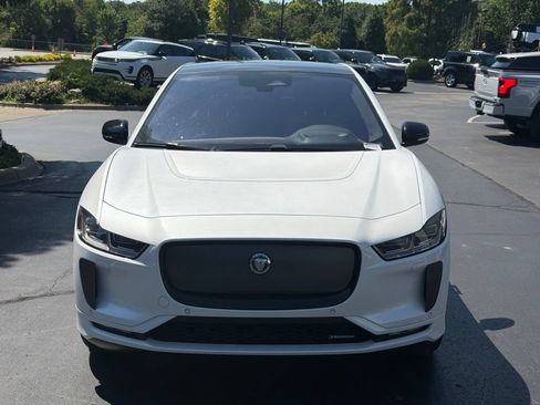 Certified 2024 Jaguar I-PACE R-Dynamic HSE AWD/4WD image 8