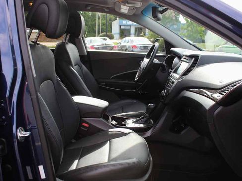 Used 2017 Hyundai Santa Fe Sport FWD image 32