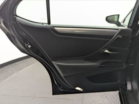 Used 2019 Lexus ES 350 F Sport image 14