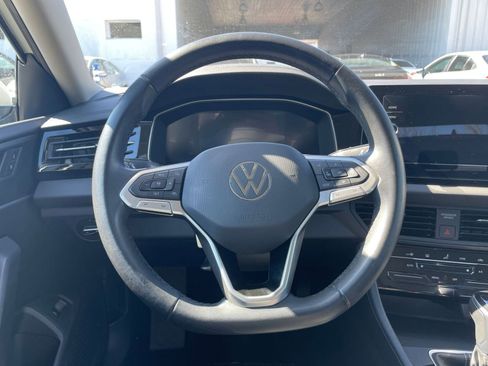 Used 2025 Volkswagen Jetta S image 25