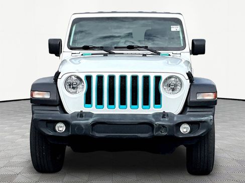 Used 2022 Jeep Wrangler Unlimited Sport AWD/4WD image 2