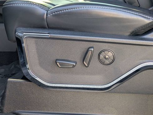 Used 2026 Ford F250 Platinum AWD/4WD image 19