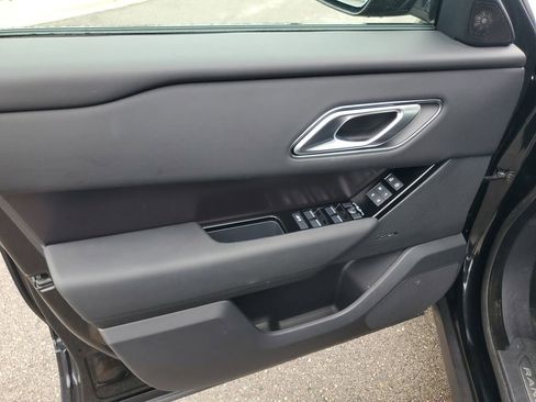 Used 2026 Land Rover Range Rover Velar Dynamic SE AWD/4WD image 8