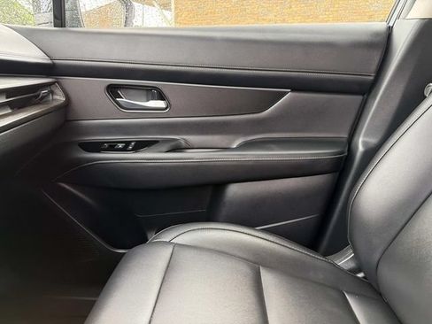 Used 2025 Nissan Murano SV AWD/4WD image 22
