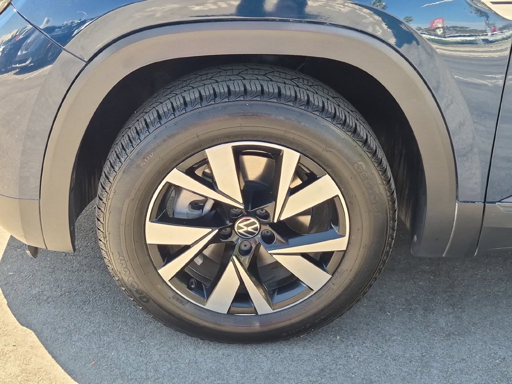 Used 2022 Volkswagen Atlas Cross Sport SE AWD/4WD image 30